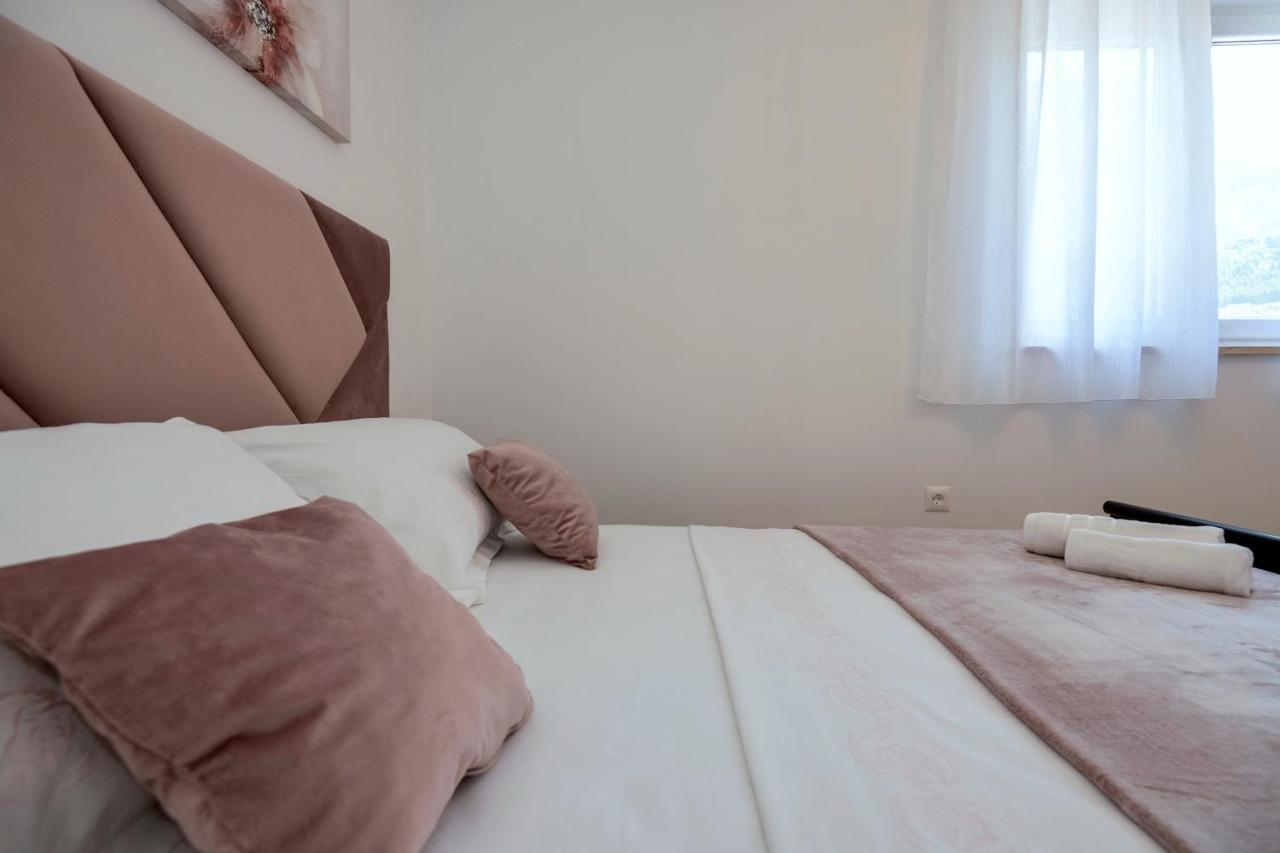 Luxury Apartment Makarska 2Min From Beach エクステリア 写真