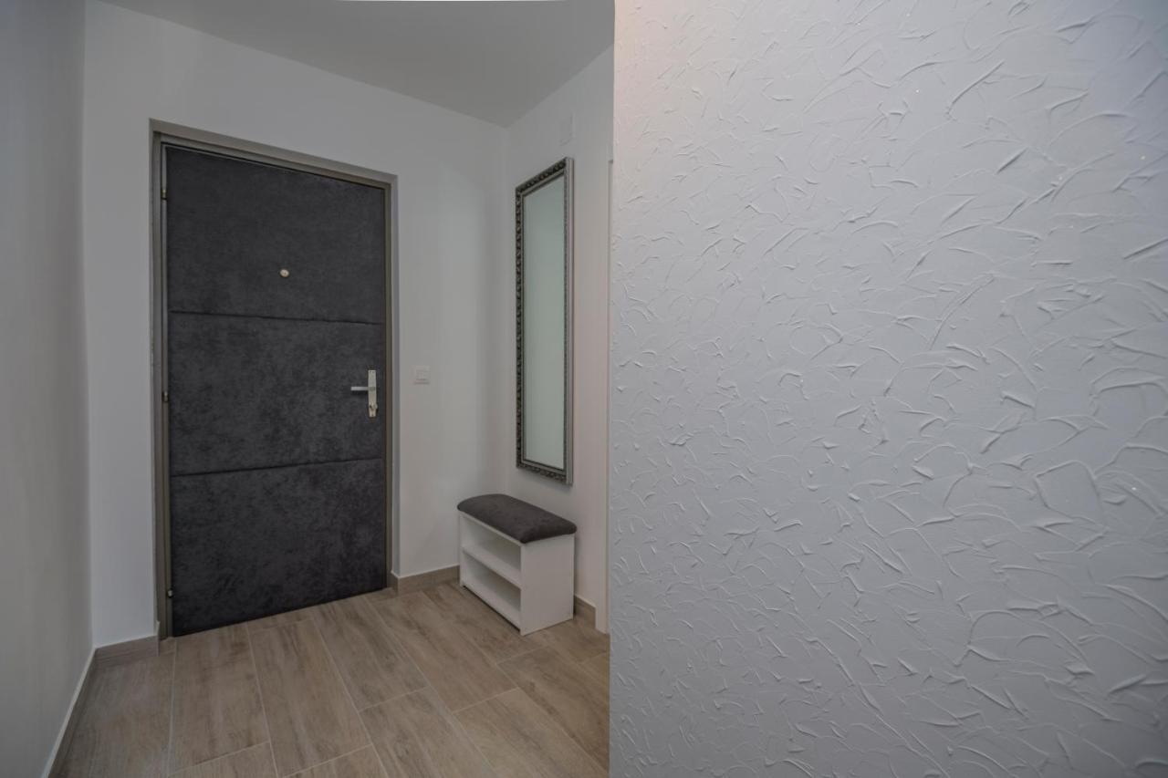 Luxury Apartment Makarska 2Min From Beach エクステリア 写真