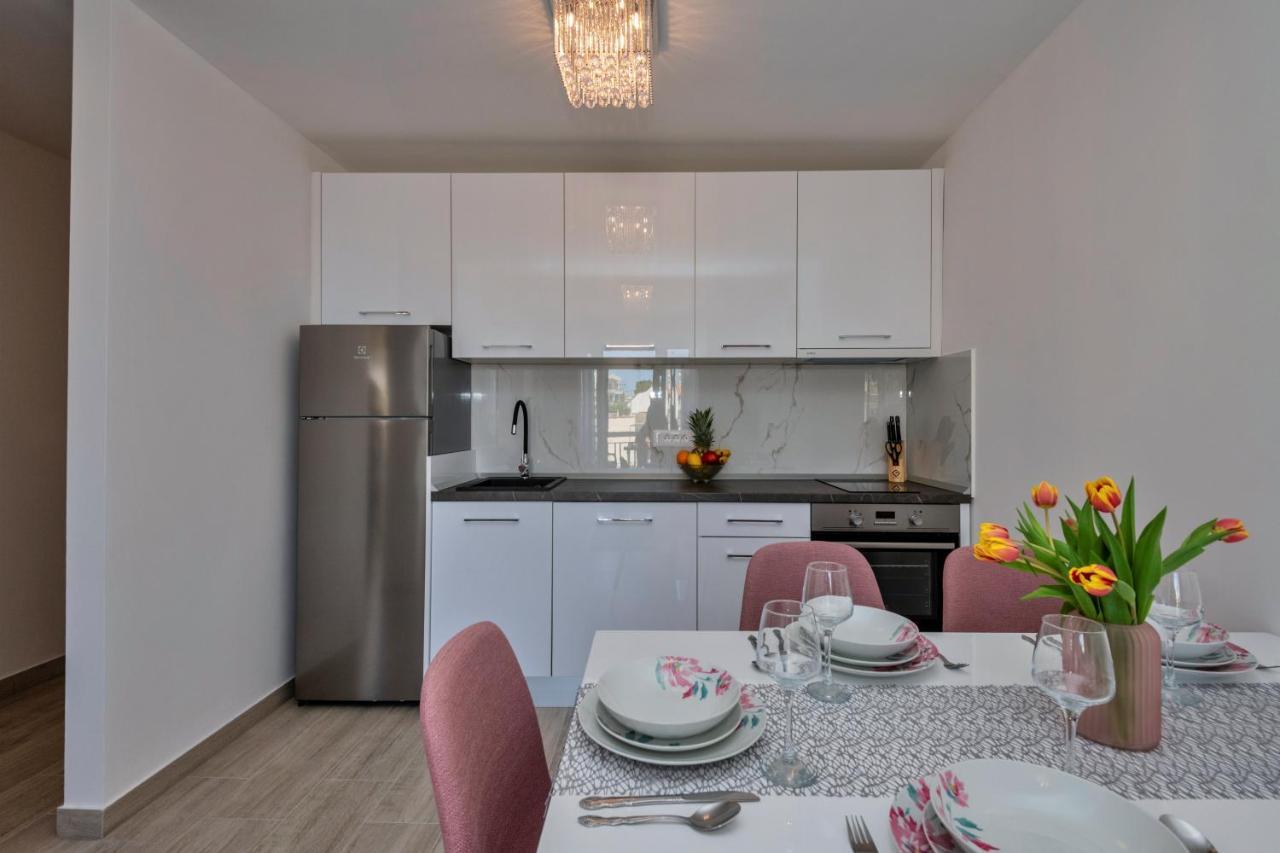 Luxury Apartment Makarska 2Min From Beach エクステリア 写真