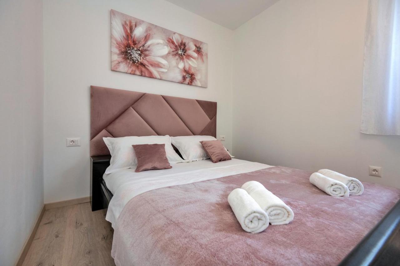 Luxury Apartment Makarska 2Min From Beach エクステリア 写真